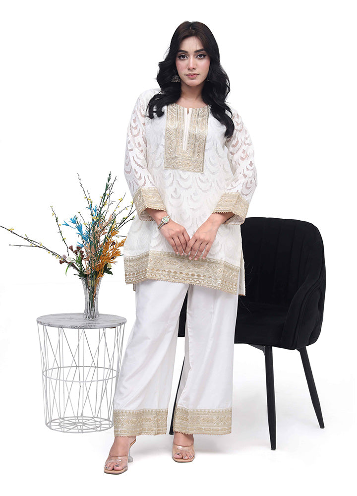 Elyan- Embroidered Set