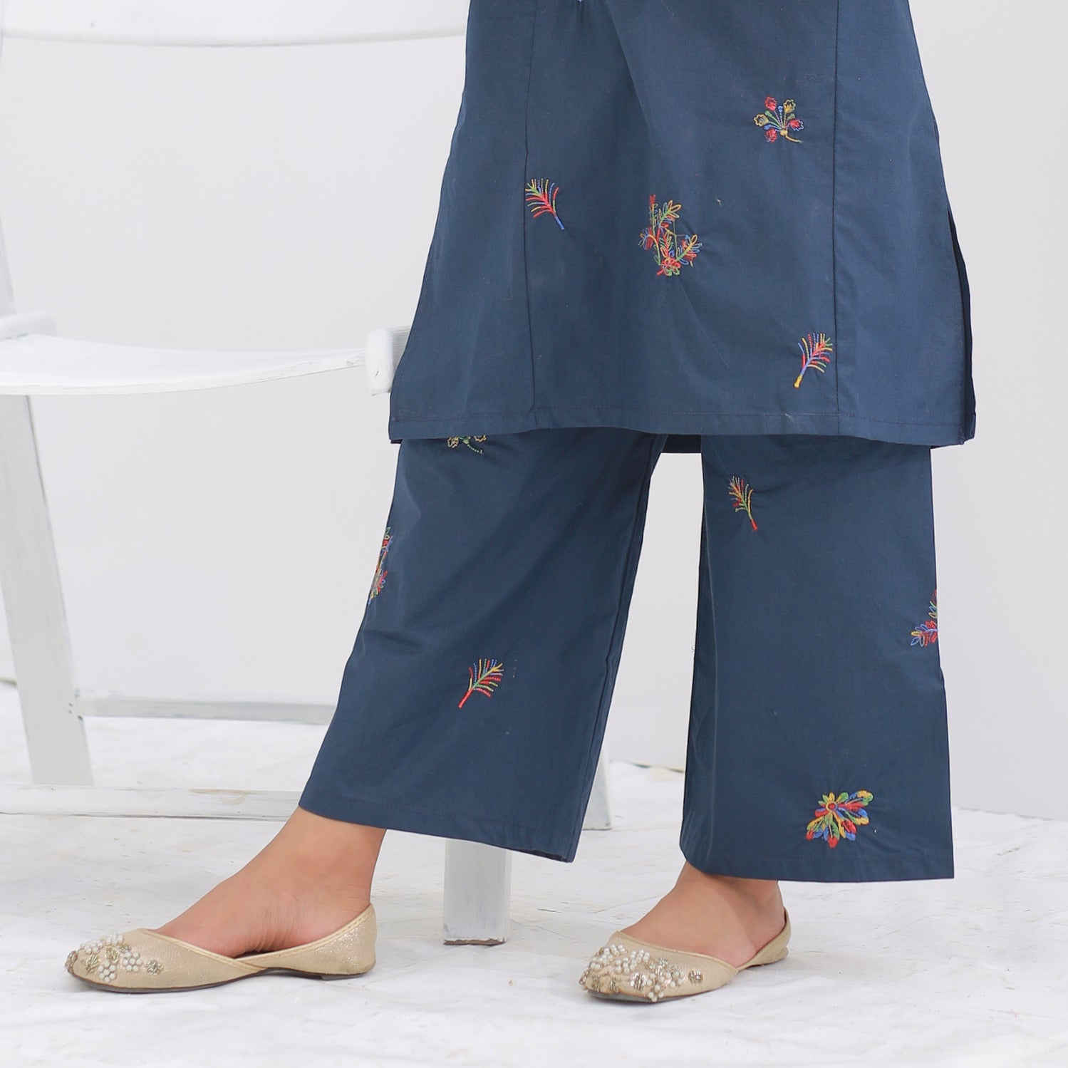 Close view of the Slate Grey kurta embroidery and neckline, Zardham girls' wear