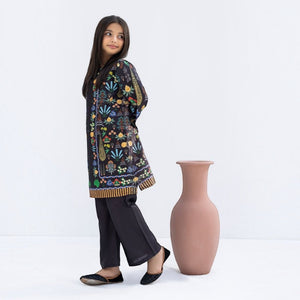 Close view of the Classic Black kurta print and neckline finish, Zardham girls' wear