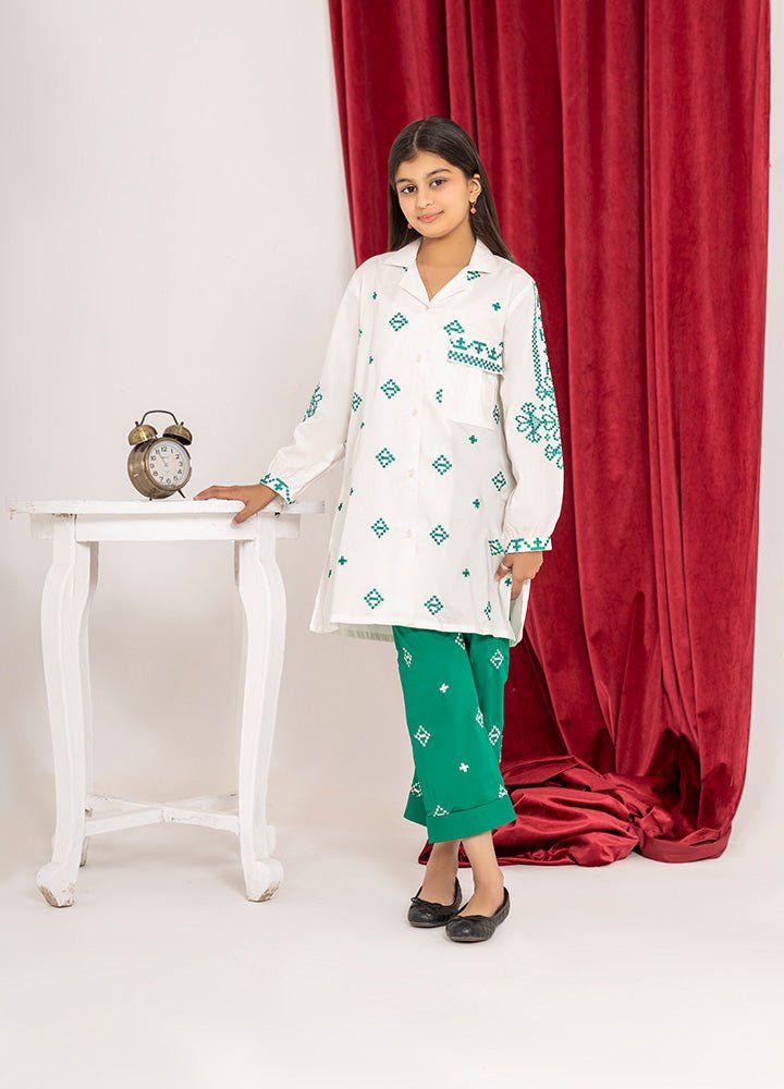 Girl wearing Zardham Fresh Ivory & Green embroidered kurta with green trousers, full front view