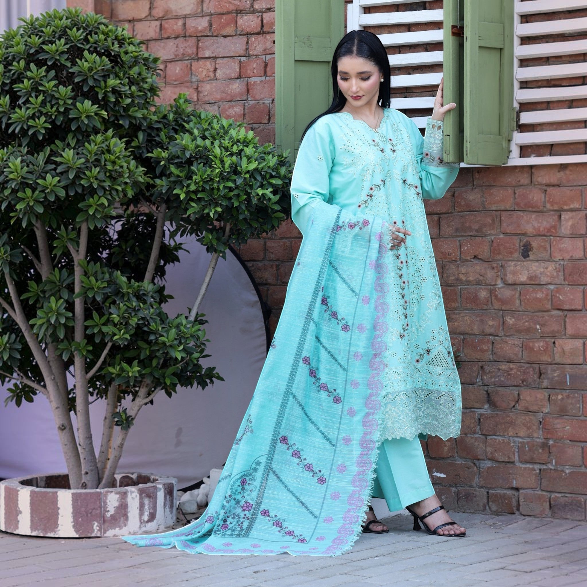 Zariya - Zardham – Trendy Clothing for Girls & WomenWomen's ClothingZardham – Trendy Clothing for Girls & Women Zariya 3-piece cotton suit in mint green with sequin embroidery and dupatta
